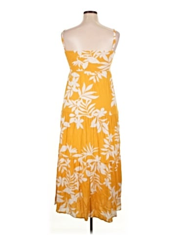 Old Navy Casual Dress (view 2)