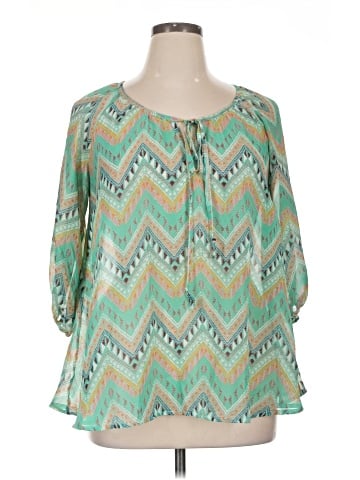 Jolie 3/4 Sleeve Blouse (view 1)