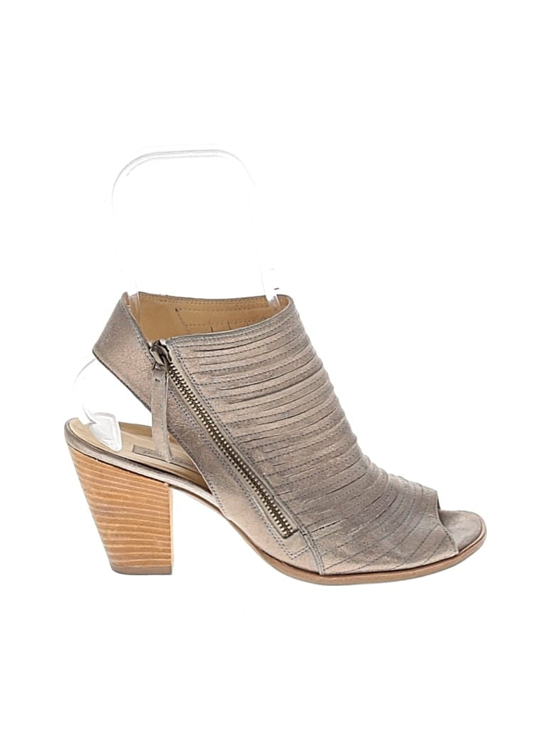 Pre-owned Paul Green Sandals In Gray