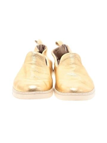 Vionic Flats (view 2)