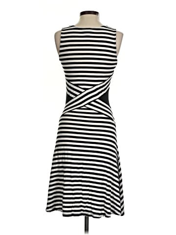 Mossimo Casual Dress (view 2)