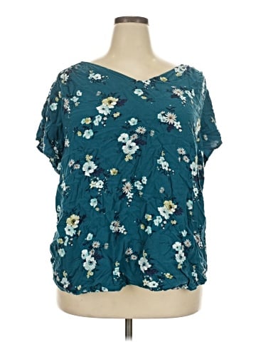 Croft & Barrow Short Sleeve Blouse (view 1)