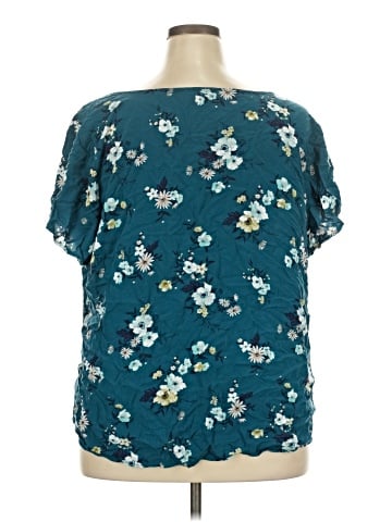 Croft & Barrow Short Sleeve Blouse (view 2)