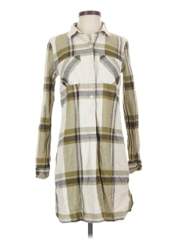 Old Navy Casual Dress (view 1)