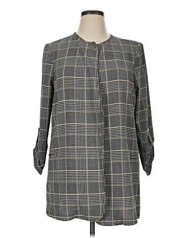 SOHO Apparel Ltd 3/4 Sleeve Blouse (view 1)