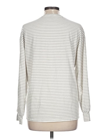 Dazy-Less Long Sleeve T-Shirt (view 2)