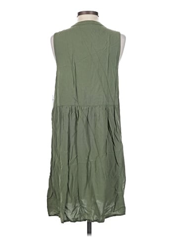 Old Navy Casual Dress (view 2)