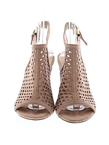 Liz Claiborne Sandals (view 2)