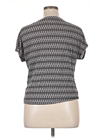 Nicole Miller New York Short Sleeve T-Shirt (view 2)