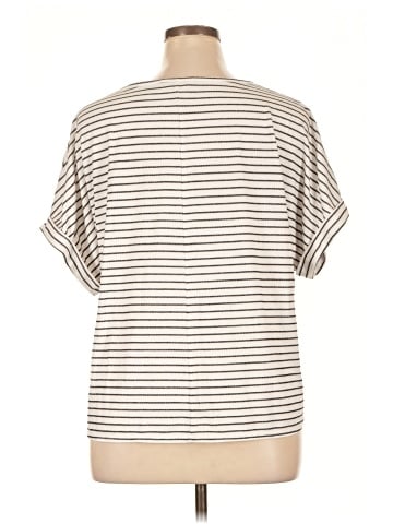 Max Studio Short Sleeve T-Shirt (view 2)