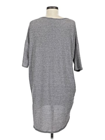 Lularoe 3/4 Sleeve T-Shirt (view 2)