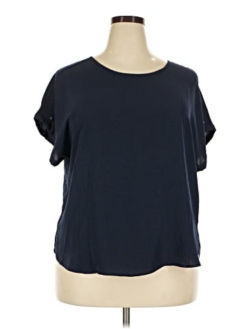 Maurices Short Sleeve Top (view 1)