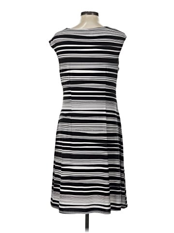 Roz & Ali Casual Dress (view 2)