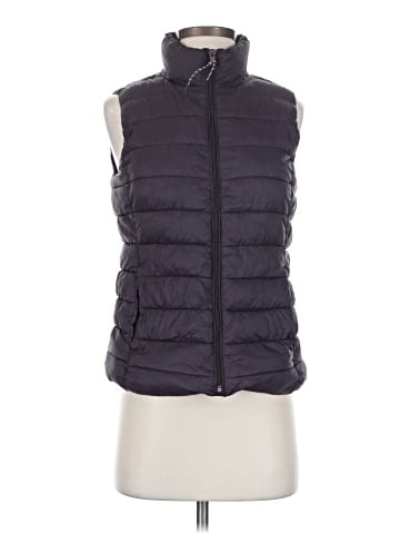 Gap Outlet Vest (view 1)