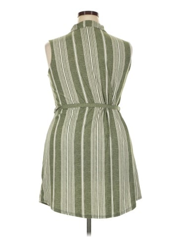 No Boundaries Casual Dress (view 2)