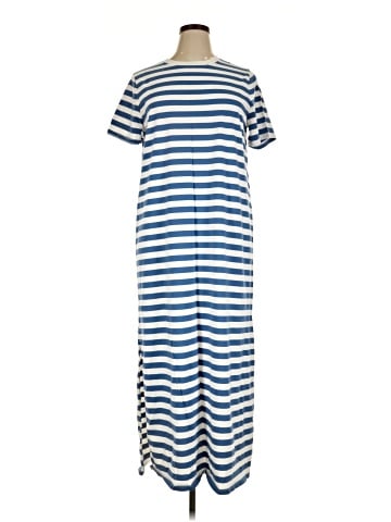 Old Navy Casual Dress (view 1)