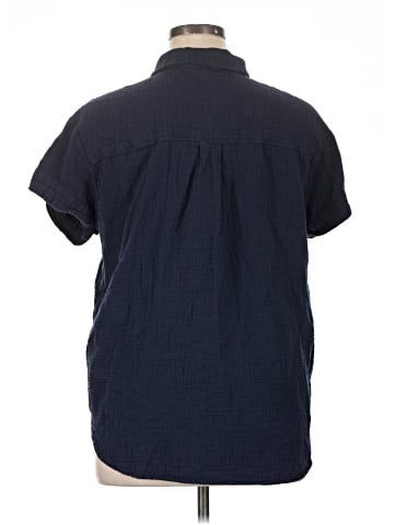 Caslon Short Sleeve Button-Down Shirt (view 2)