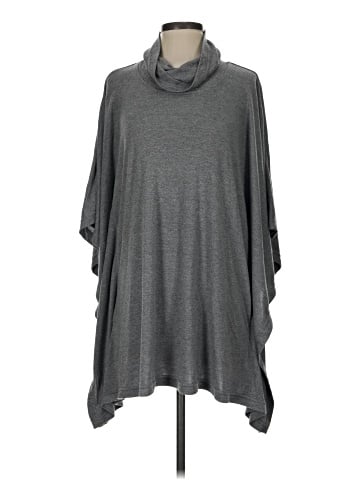 Natori Poncho (view 1)
