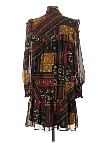 Julia Jordan Casual Dress (view 2)