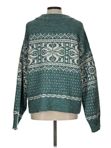 Universal Thread Pullover Sweater (view 2)