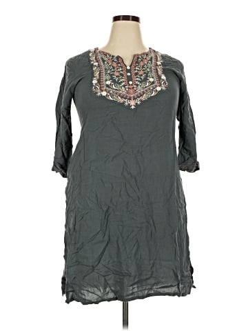 MAX 3/4 Sleeve Blouse (view 1)
