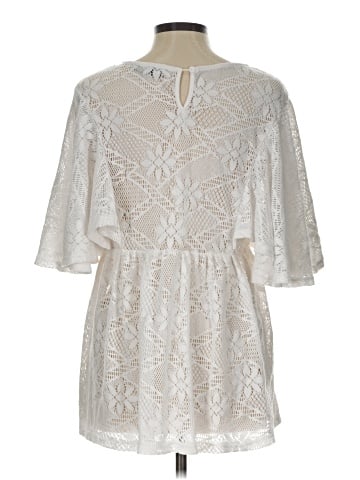 Suzanne Betro Short Sleeve Blouse (view 2)