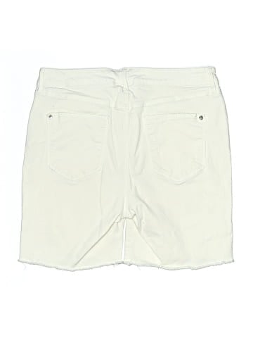 Gloria Vanderbilt Khaki Shorts (view 2)