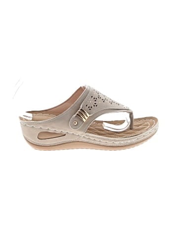 Unbranded Wedges (view 1)