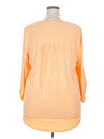 wonderly 3/4 Sleeve Blouse (view 2)