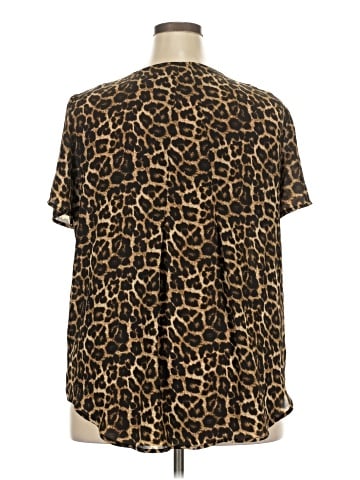 Chelsea & Theodore Short Sleeve Top (view 2)