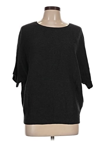 Quince Poncho (view 1)