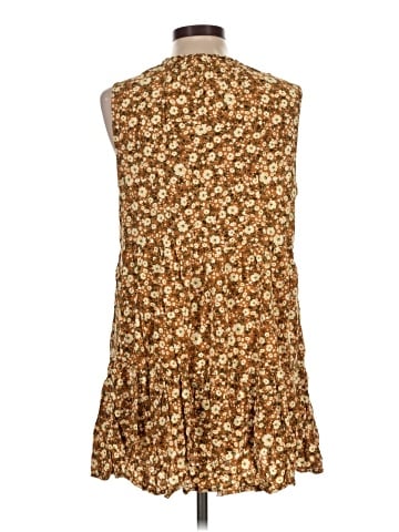 Old Navy Casual Dress (view 2)