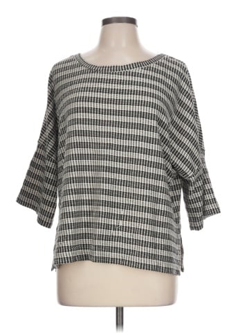 Max Studio 3/4 Sleeve T-Shirt (view 1)