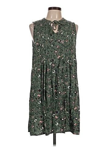 Old Navy Casual Dress (view 1)