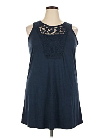 Xhilaration Casual Dress (view 1)