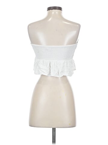 American Eagle Outfitters Sleeveless Top (view 2)