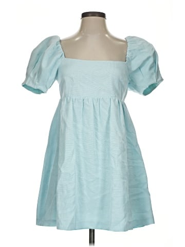Alice + Olivia Casual Dress (view 1)
