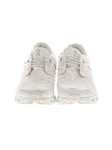 On Cloud Sneakers (view 2)