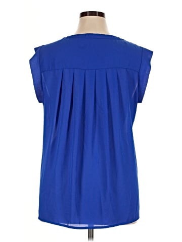 Pleione Short Sleeve Top (view 2)