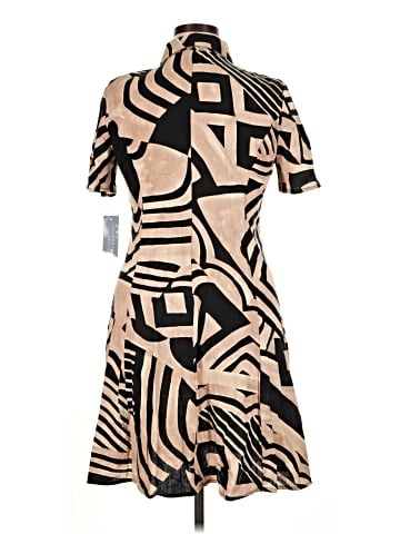 London Times Short Sleeve Top (view 2)