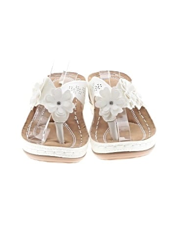Unbranded Wedges (view 2)