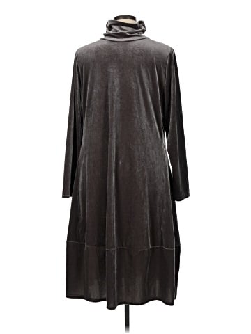 Marla Wynne Casual Dress (view 2)