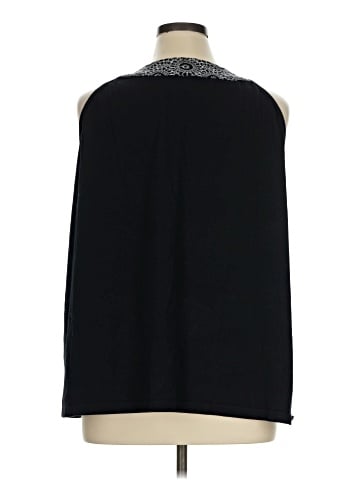 Liz & Me for Catherines Tank Top (view 2)