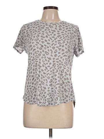 Old Navy Short Sleeve T-Shirt (view 1)