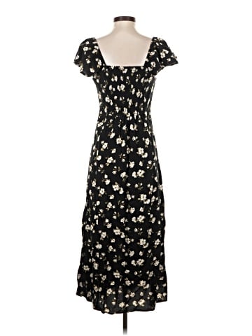 Old Navy Casual Dress (view 2)