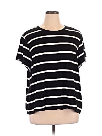 Sanctuary Short Sleeve Top (view 1)