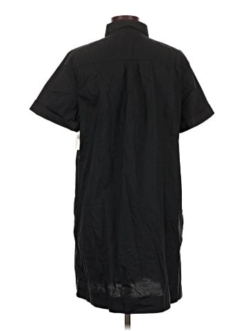 Old Navy Casual Dress (view 2)