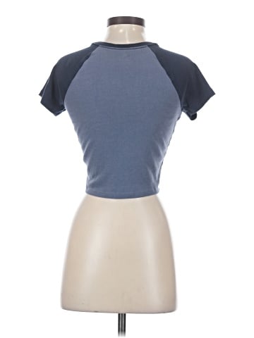 Hollister Short Sleeve T-Shirt (view 2)