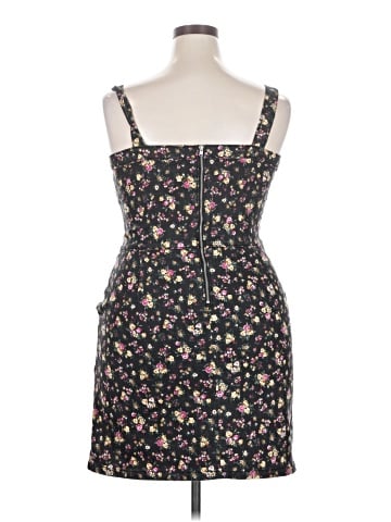 No Boundaries Casual Dress (view 2)