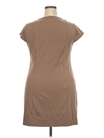 Old Navy Casual Dress (view 2)